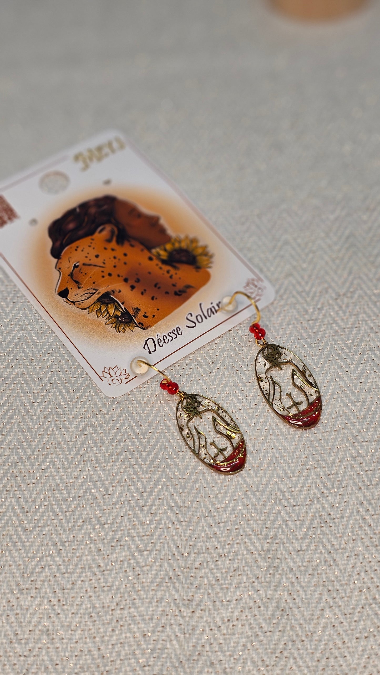 Boucles D'oreilles- Déesse Solaire - La femme Rouge